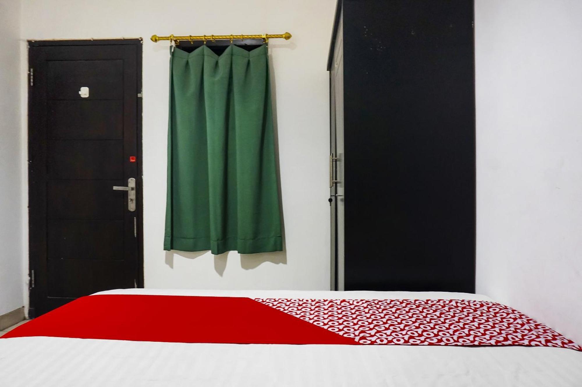 OYO 91257 Royani Residence Jakarta Bagian luar foto